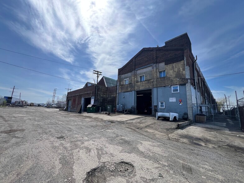 Primary Photo Of 6801 State Rd, Philadelphia Warehouse For Lease