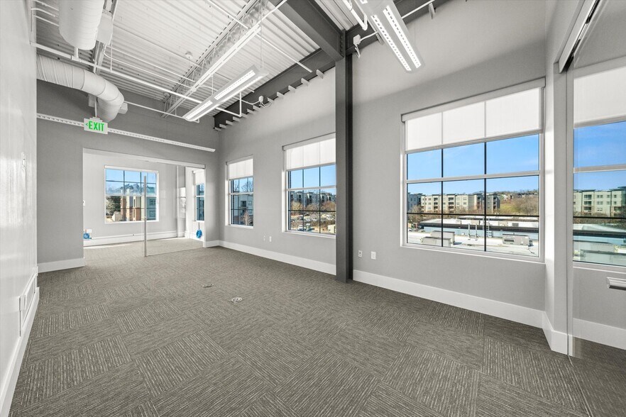 More Photos Of 2099 Thunderhead Rd, Knoxville Loft Creative Space For Sale