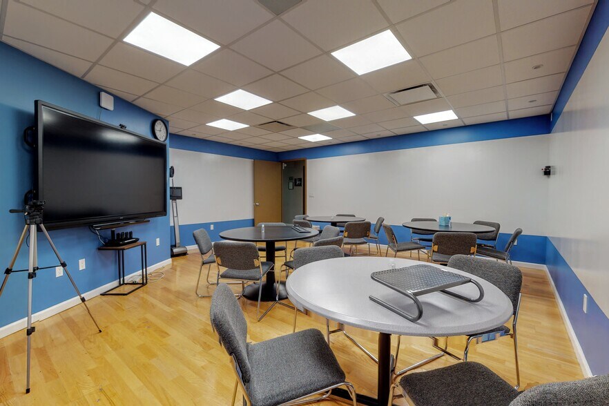 More Photos Of 545 Island Rd, Ramsey Medical For Lease
