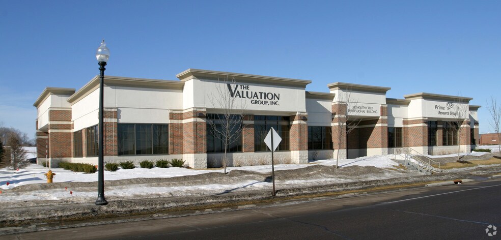 More Photos Of 3675 Plymouth Blvd, Plymouth Office For Lease