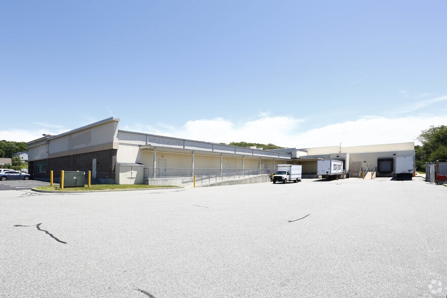 More Photos Of 248-250 Flanders Rd, East Lyme Storefront For Lease