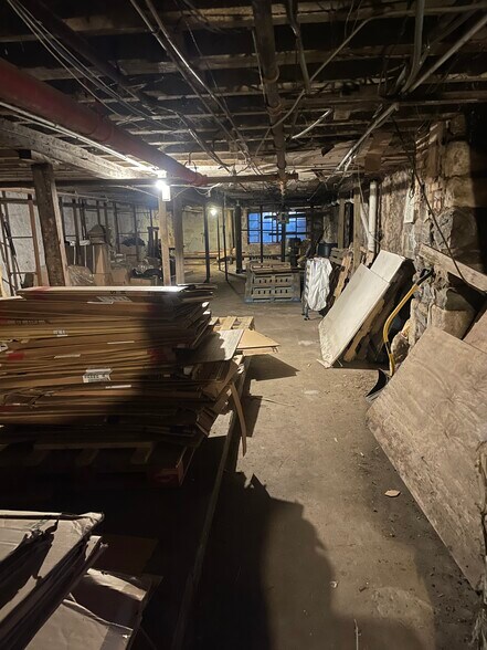 More Photos Of 4239 Park Ave, Bronx Warehouse For Sale