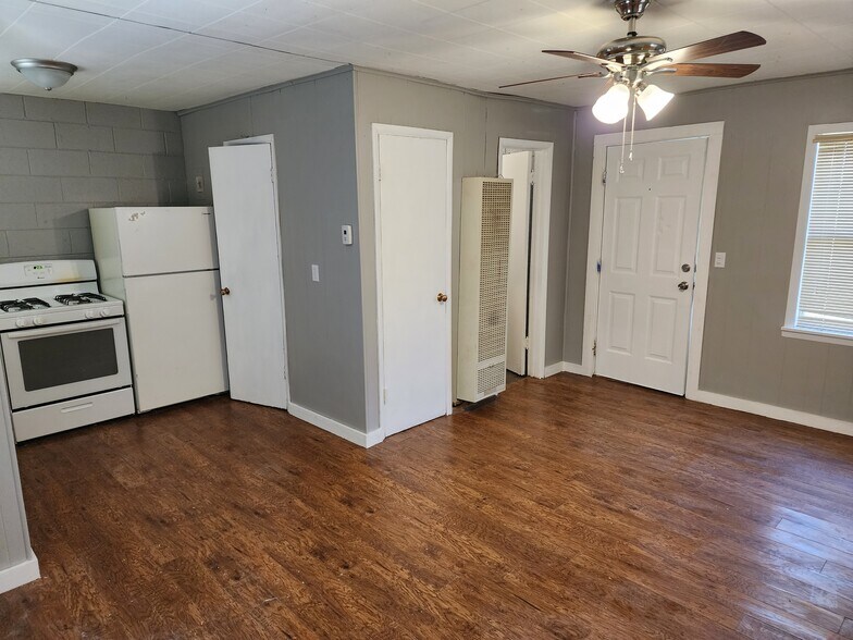 More Photos Of 815 S Mission Ave, Tahlequah Multifamily For Sale