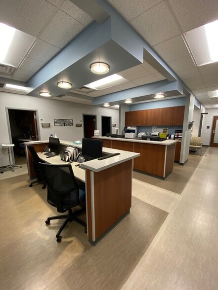 More Photos Of 5175 Morse Rd, Columbus Medical For Lease