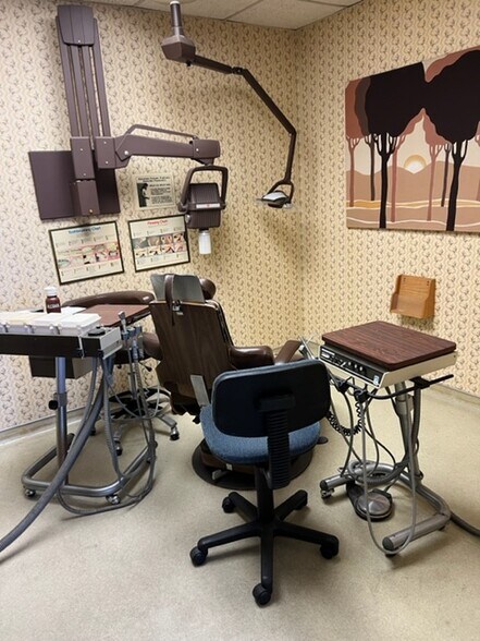 More Photos Of 11957 Santa Monica Blvd, Los Angeles Storefront Retail Office For Lease