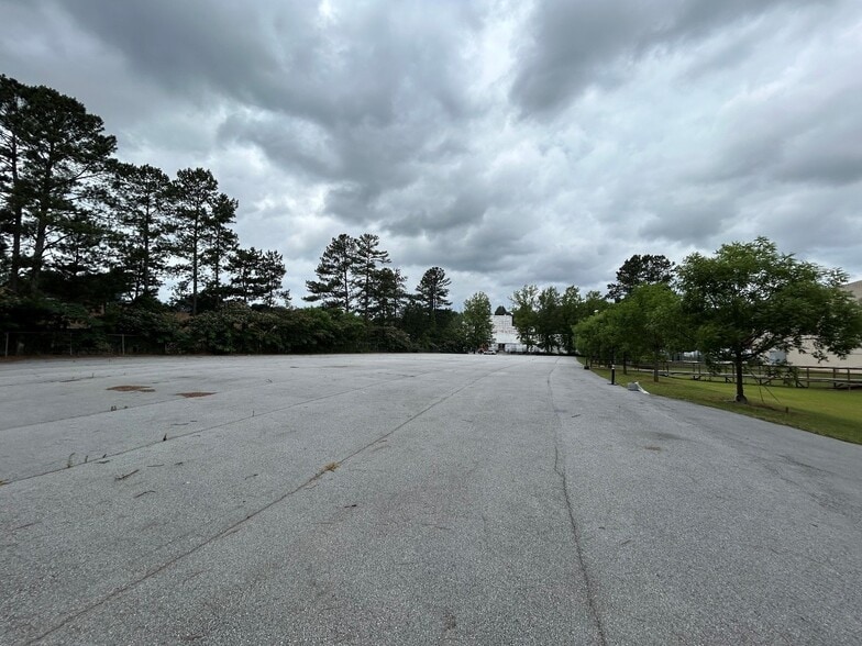 More Photos Of 6110 Boat Rock Blvd SW, Atlanta Warehouse For Sale