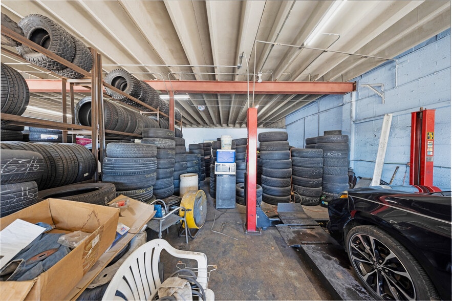 More Photos Of 11300 SW 208th Dr, Miami Service For Sale