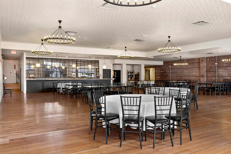 More Photos Of 132 Broadway, Schenectady Apartments For Sale