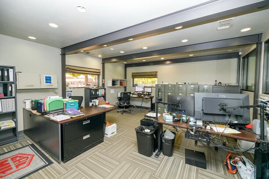 More Photos Of 213 C St, Turlock Warehouse For Sale