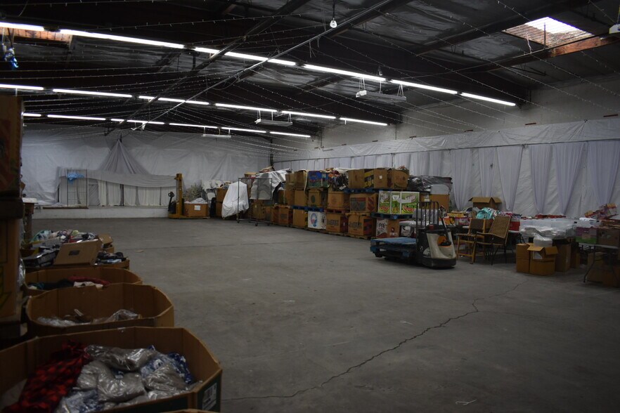 More Photos Of 8614-8616 Mettler St, Los Angeles Industrial For Sale