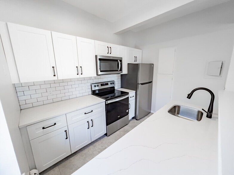 More Photos Of 140-144 Union St, Poughkeepsie Apartments For Sale