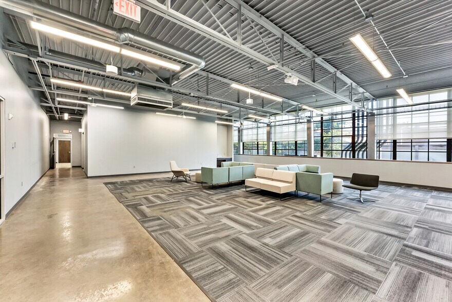 More Photos Of 201 N Rupert St, Fort Worth Office For Lease