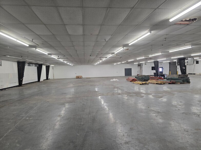 More Photos Of 237 22nd St, Greeley Warehouse For Lease