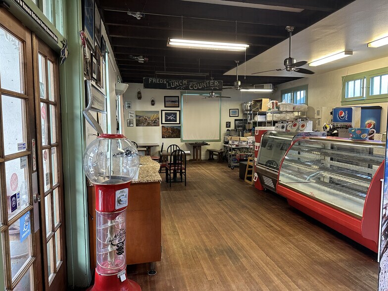 More Photos Of 2320 Belshaw St, Mojave Restaurant For Sale