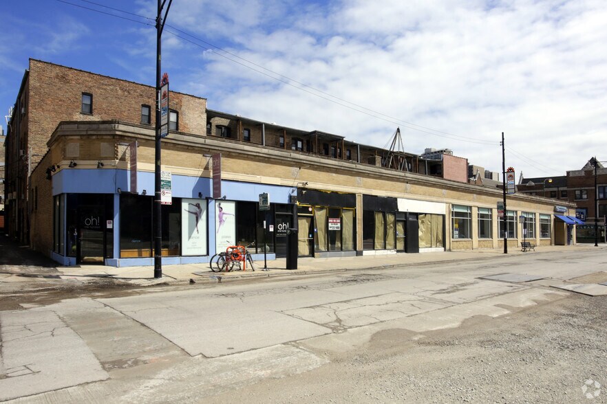 More Photos Of 3601-3619 N Broadway St, Chicago Storefront For Lease