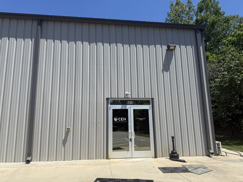 More Photos Of 840 Biscayne Dr, Concord Warehouse For Lease