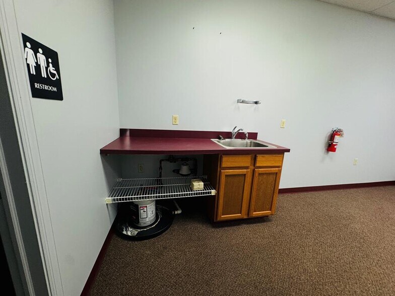 More Photos Of 8 Main St, Towanda Office For Lease