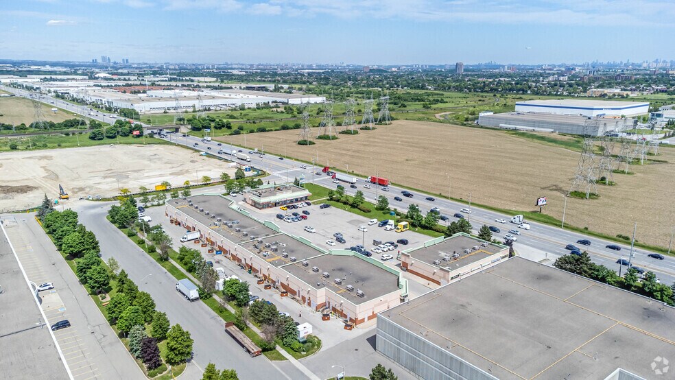 More Photos Of 341-351 Parkhurst Sq, Brampton Unknown For Lease