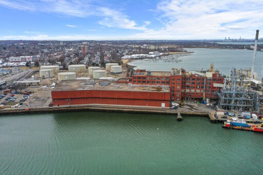 More Photos Of 780 Washington St, Quincy Warehouse For Lease