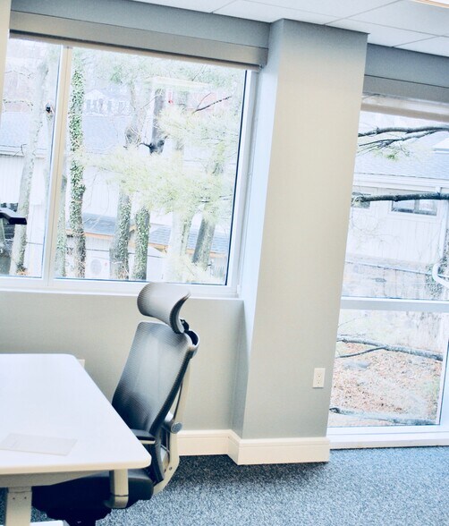 More Photos Of 60 Arch St, Greenwich Loft Creative Space For Lease