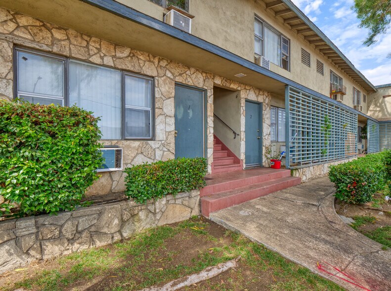 More Photos Of 8500 Sunland Blvd, Sun Valley Apartments For Sale