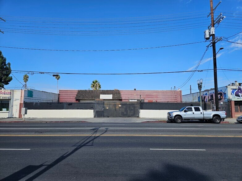 More Photos Of 3955 S Broadway Pl, Los Angeles Warehouse For Sale