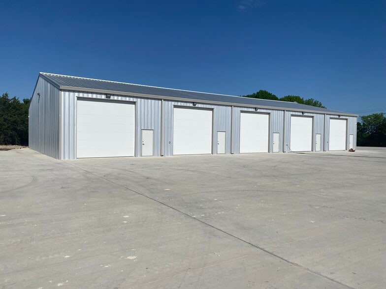 Primary Photo Of 1410 County Road 471, McKinney Warehouse For Lease