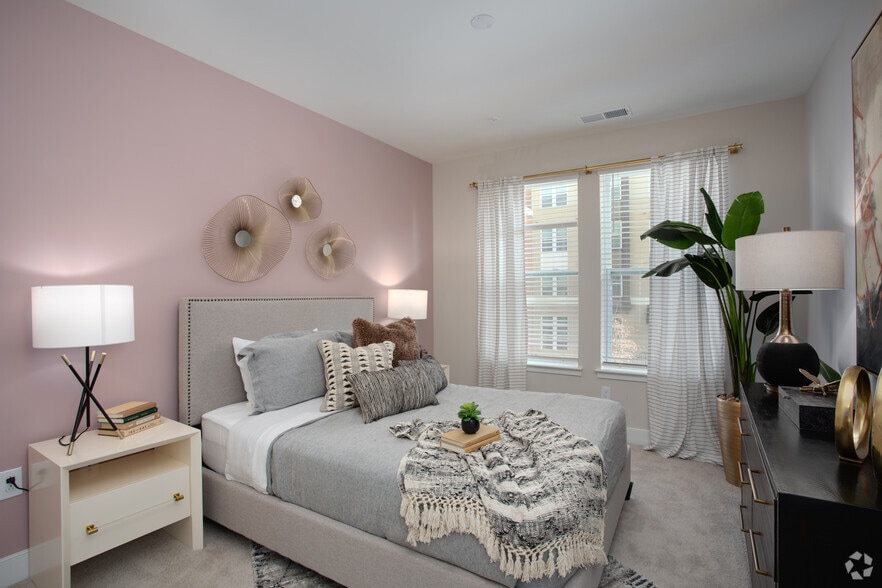 More Photos Of 4040 Gateway Dr, Fairfax Apartments For Lease