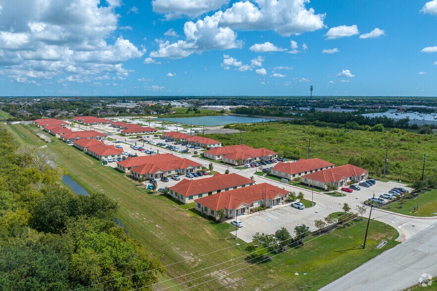 More Photos Of 2743 Smith Ranch Rd, Pearland Medical For Lease
