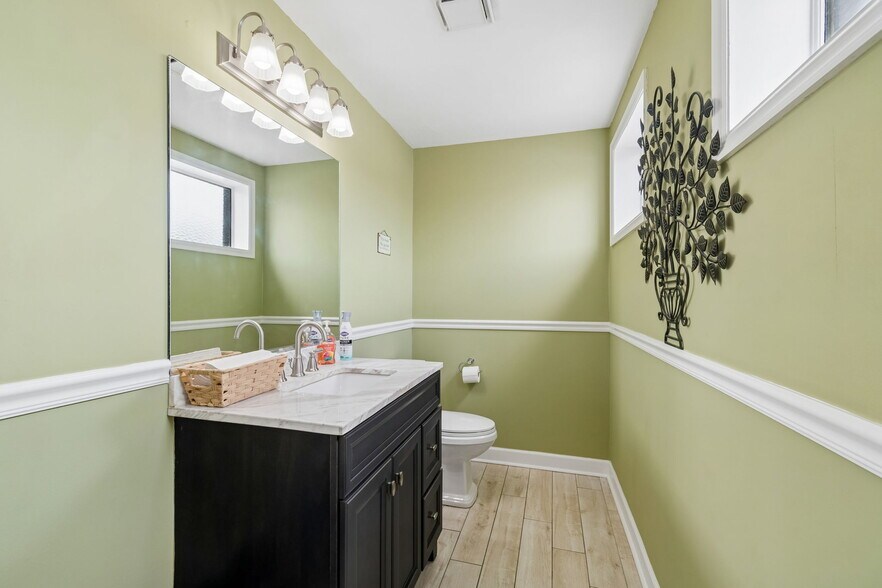 More Photos Of 5701 Main St, New Port Richey Medical For Sale
