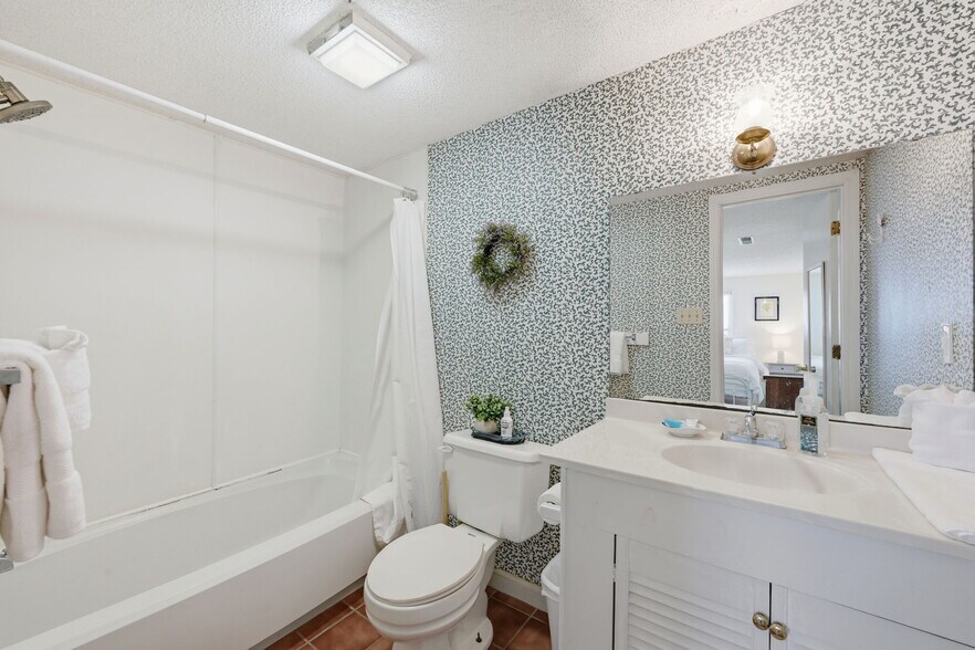 More Photos Of 508 Church St, Oriental Hospitality For Sale