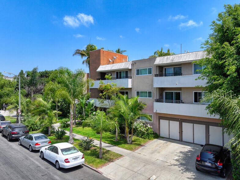More Photos Of 1138 S Corning St, Los Angeles Apartments For Sale