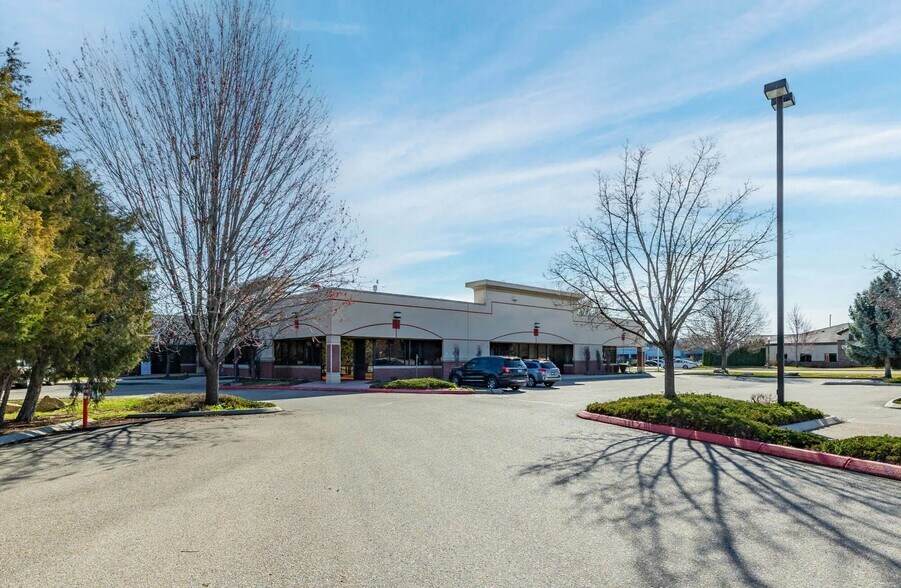 More Photos Of 703 S Americana Blvd, Boise Land For Sale