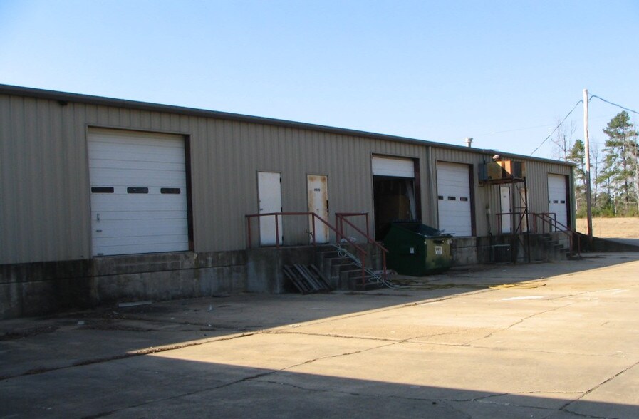 More Photos Of 4919 Plaza West, Texarkana Warehouse For Lease