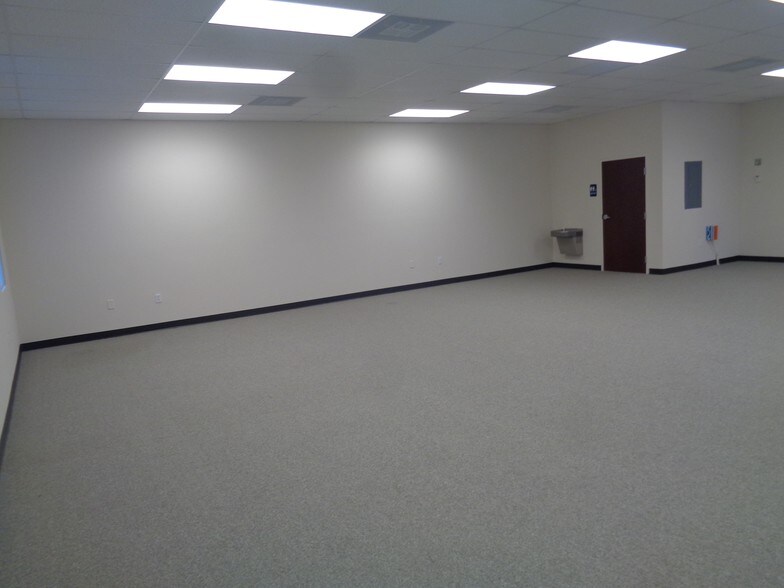 More Photos Of 12411-12433 NW 35th St, Coral Springs Office For Lease