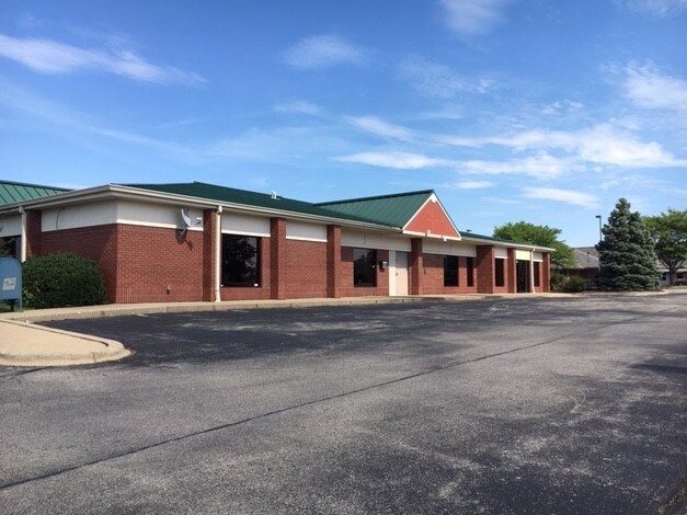 More Photos Of 103-115 Hunter Station Rd, Sellersburg Unknown For Lease