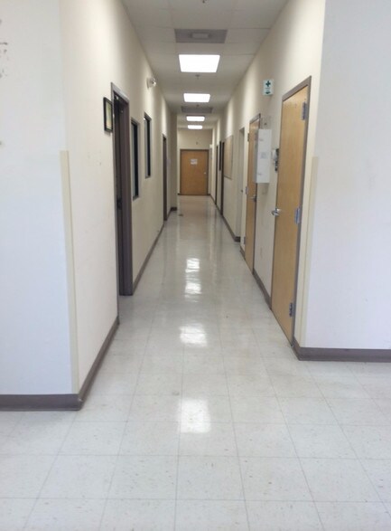 More Photos Of 60 Chamisa Rd, Covington Unknown For Lease