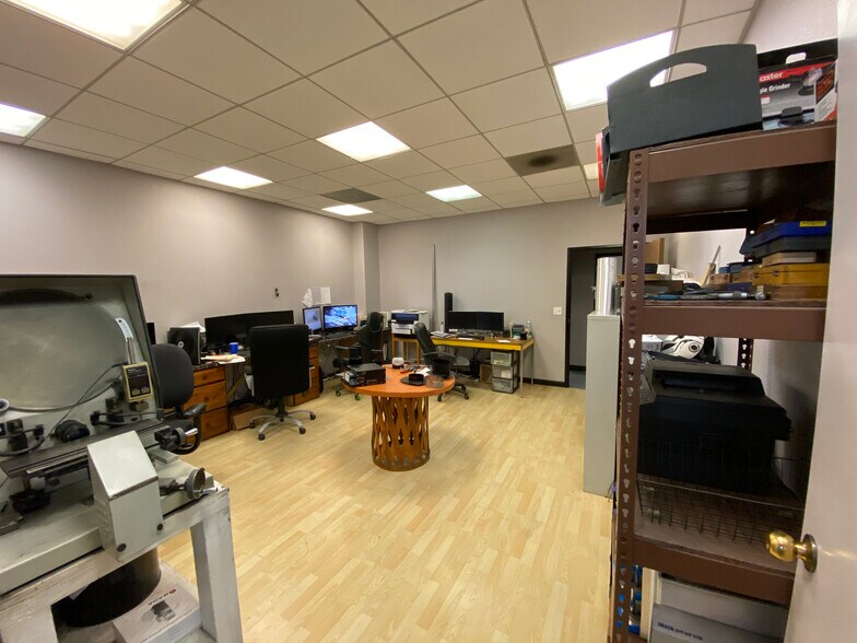 9362 Eton Ave, Chatsworth, CA 91311 Warehouse For Sale