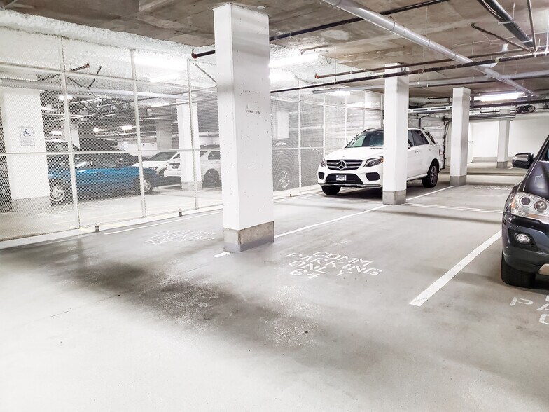 More Photos Of 252 W Esplanade, North Vancouver Coworking Space