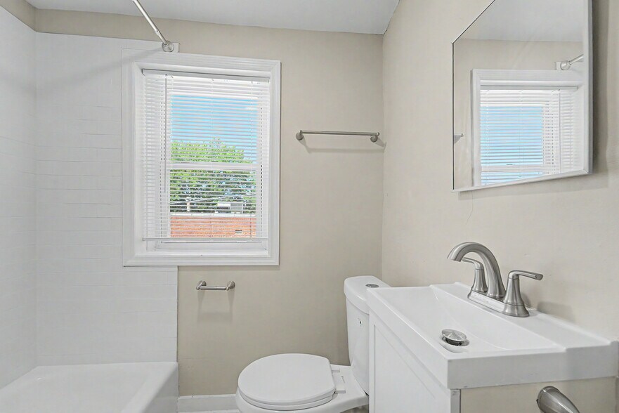 More Photos Of 607 W Maple Ave, Merchantville Apartments For Sale