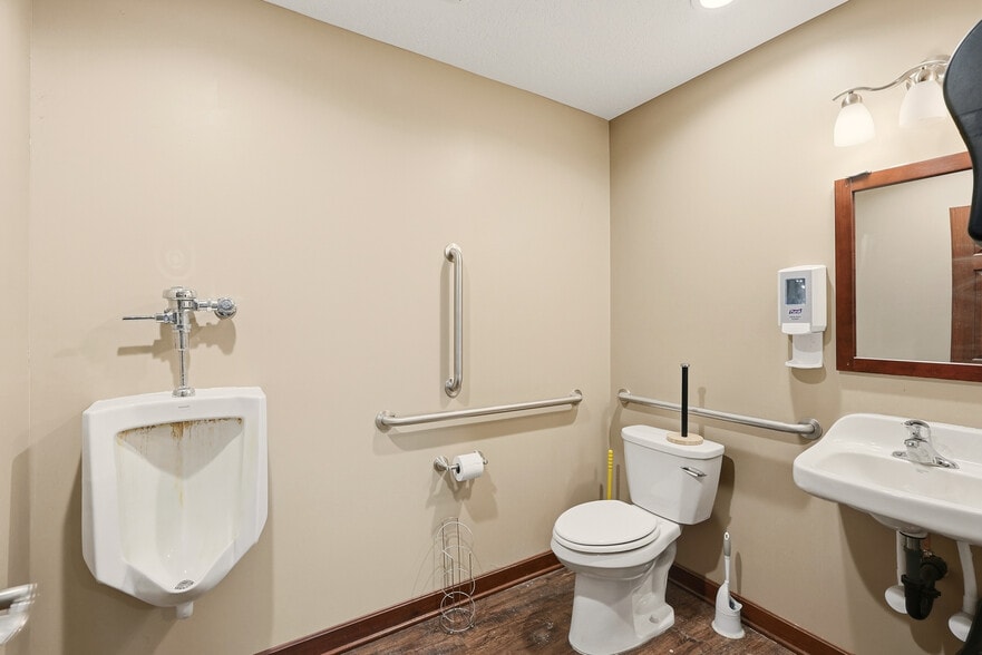 More Photos Of 4485 Back Orrville Rd, Wooster Light Distribution For Sale