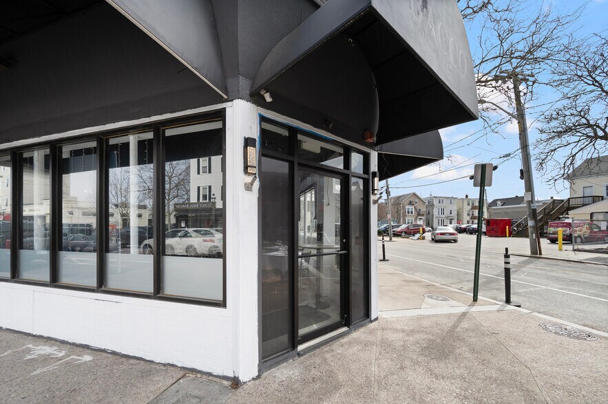 More Photos Of 262-266 Atwells Ave, Providence Storefront Retail Office For Sale