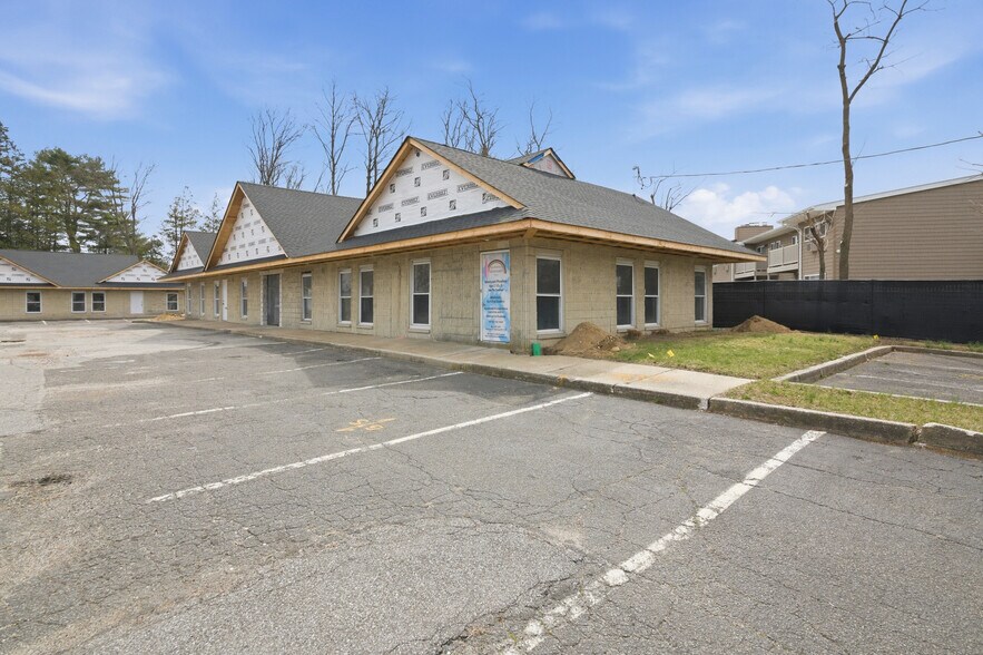 More Photos Of 359 Route 111, Smithtown Medical For Lease