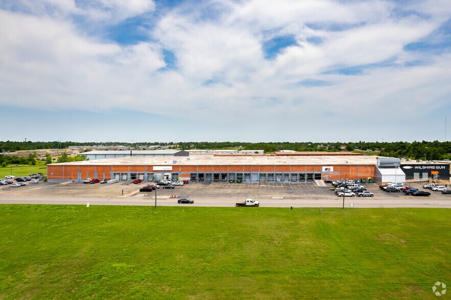 Primary Photo Of 615 W Wilshire Blvd, Oklahoma City Warehouse For Sale