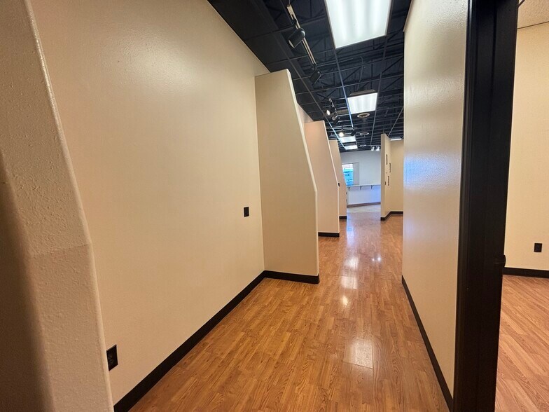 More Photos Of 409 N Grand Ave, Pueblo Office For Lease