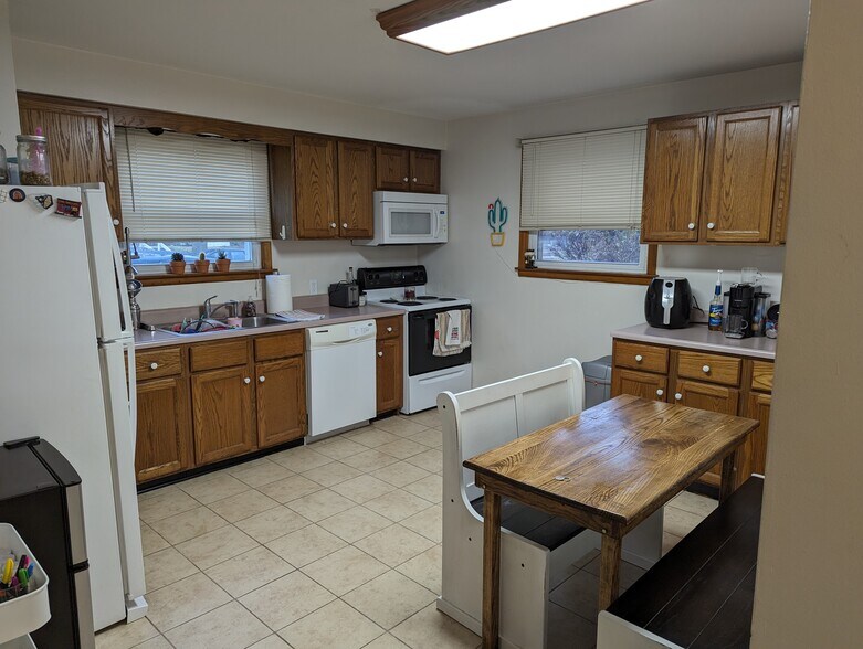 More Photos Of 422 Vine St, West Lafayette Apartments For Sale