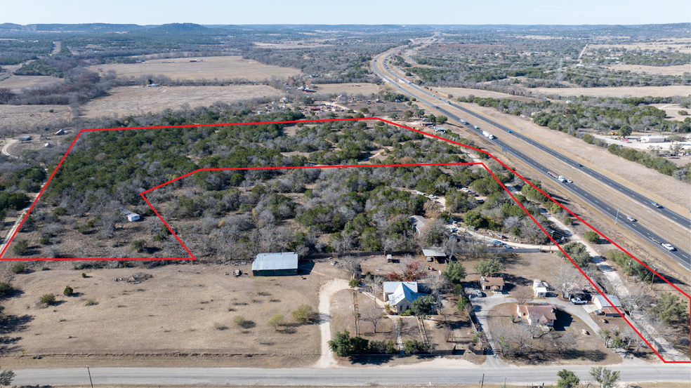 More Photos Of 854 N Creek Rd, Comfort Land For Lease
