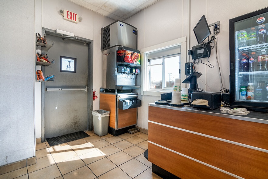 More Photos Of 2214 Plainfield Pike, Cranston Fast Food For Sale