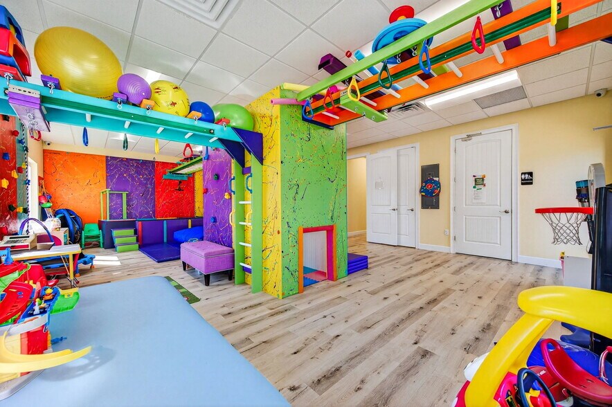 More Photos Of 6520 3rd St, Rockledge Medical For Sale