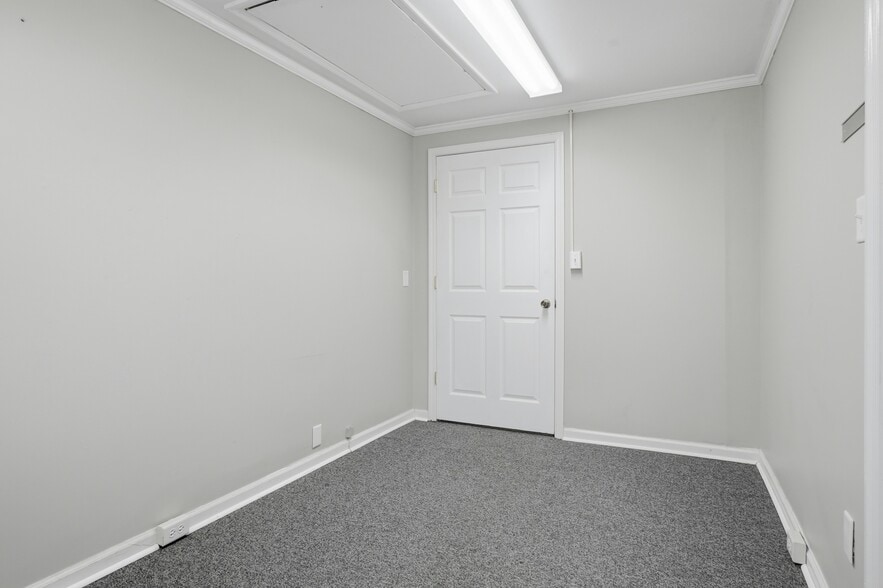 More Photos Of 615 Barlow St, Americus Healthcare For Sale